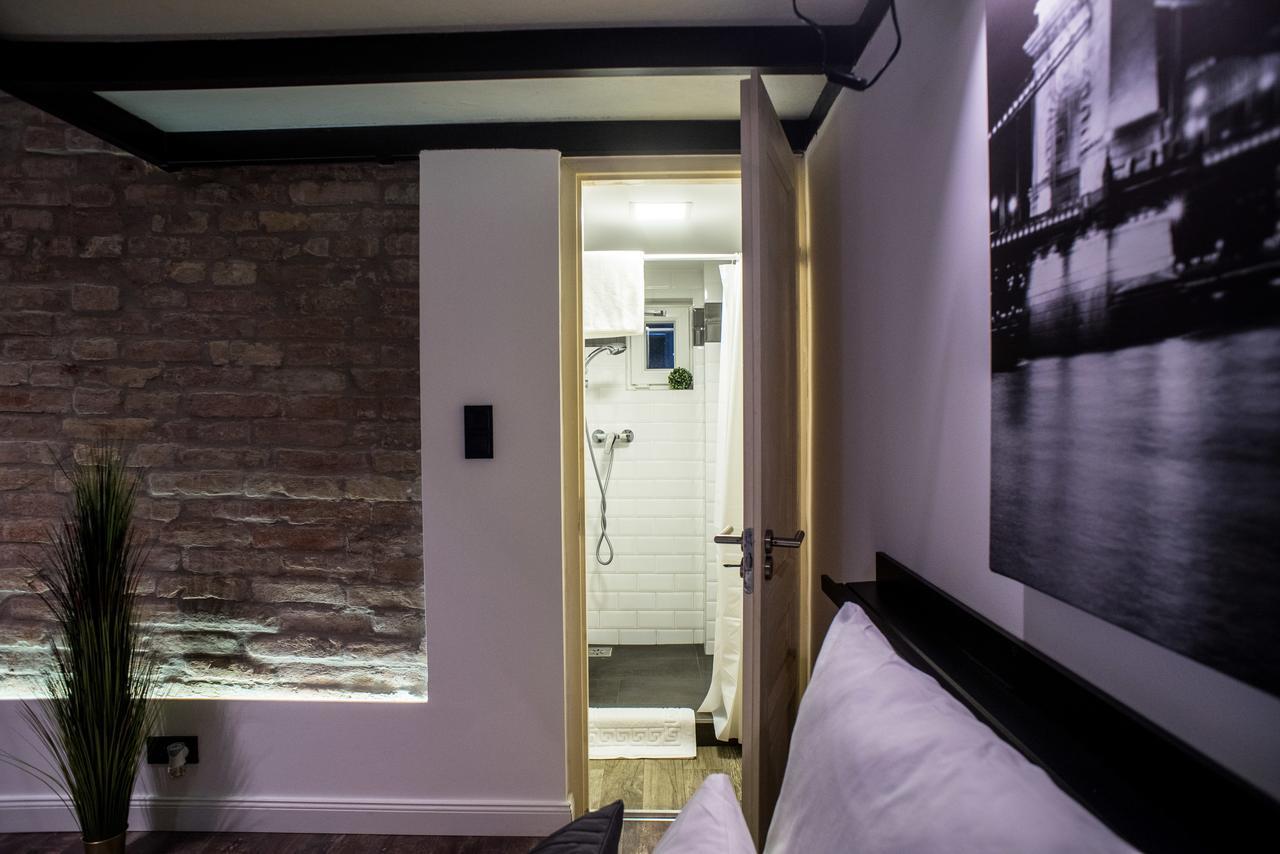 Very Stylish And Fresh Studio Home In The Center Budapest Ngoại thất bức ảnh
